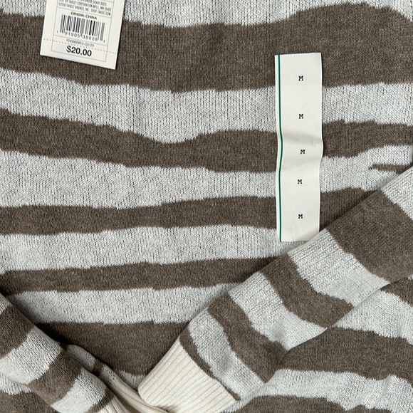 A new day striped sweater - Picture 3 of 4